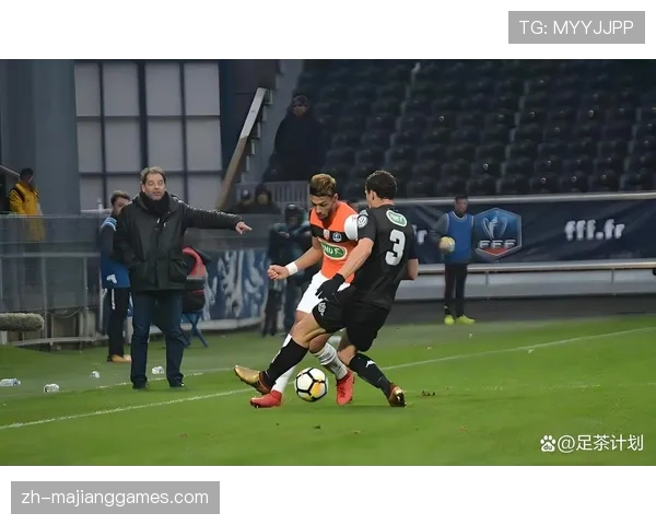 欧战归来，里昂队主帅确认将对联赛首发阵容进行部分轮换